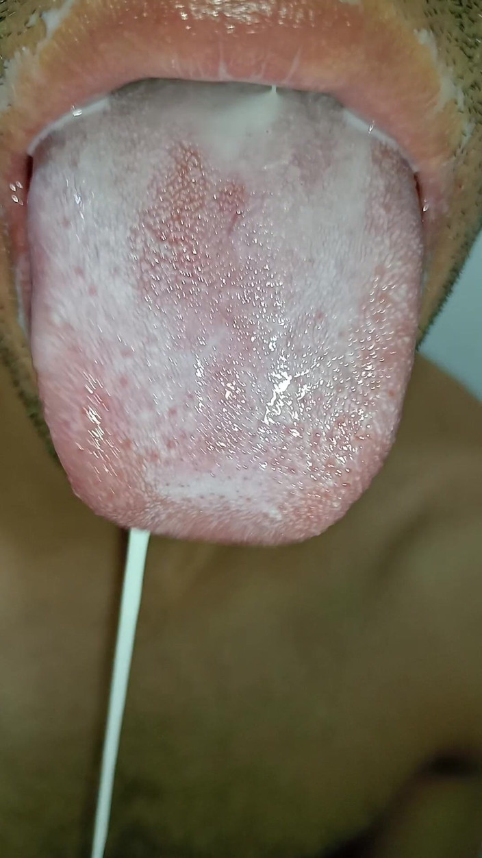 Rey rey: 我喜欢射在我的嘴里，长舌头，亲吻，六包，健身房，顺从，女内衣