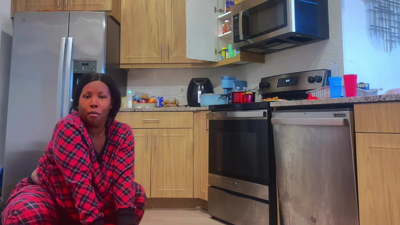 Dirty Diana Fetishes: Horsing rond in de keuken