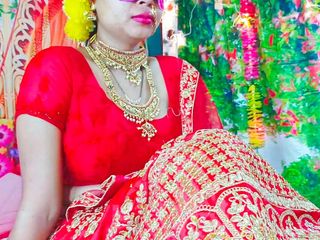 Diyahotpussy: Phir se suhagraat安排婚姻瓦利新婚之夜与新婚丈夫的超级性爱真实自拍视频