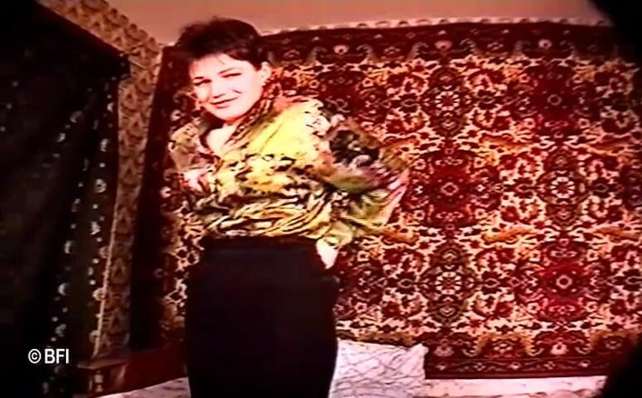 Horny Teenies: Rusoaică de optsprezec ani - Natasha