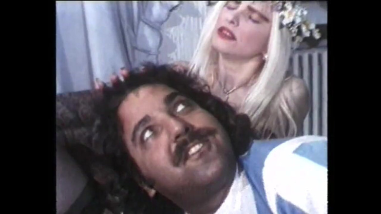 Vintage megastore: Threesomes with Big Vintage Cock Fucking and Cumming in Mouth...