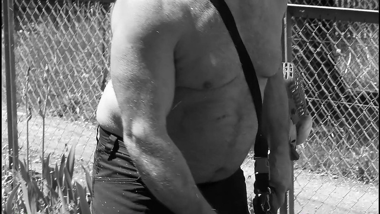 Gaybear1966: Big belly gay bear step daddy hunk muscle bear working...