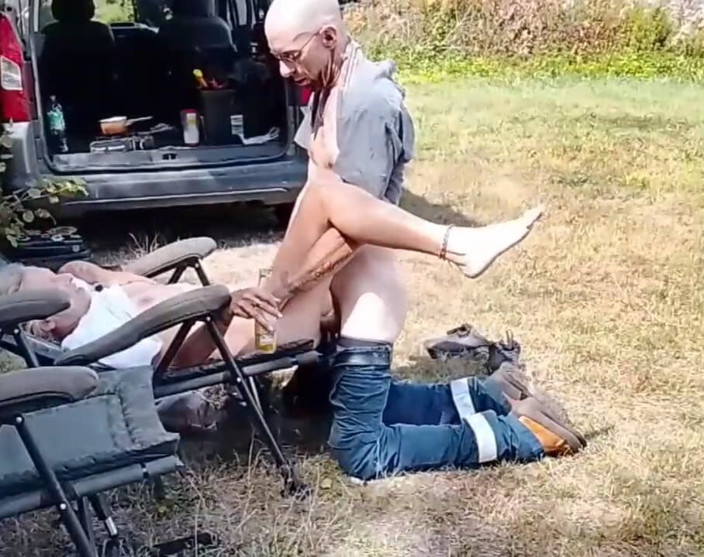 XhellllehX: Hot Nature