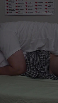 아오이 짱에게 제복을 입고 얼굴을 핥게 하고, 농후한 키스 & 페티쉬 섹스 플레이 & 삼키기 개인 POV
