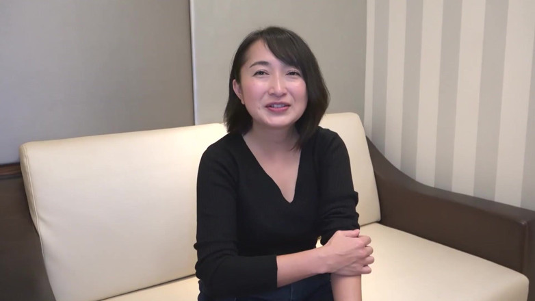 Asians in love: Madura asiática folla con el orgasmo