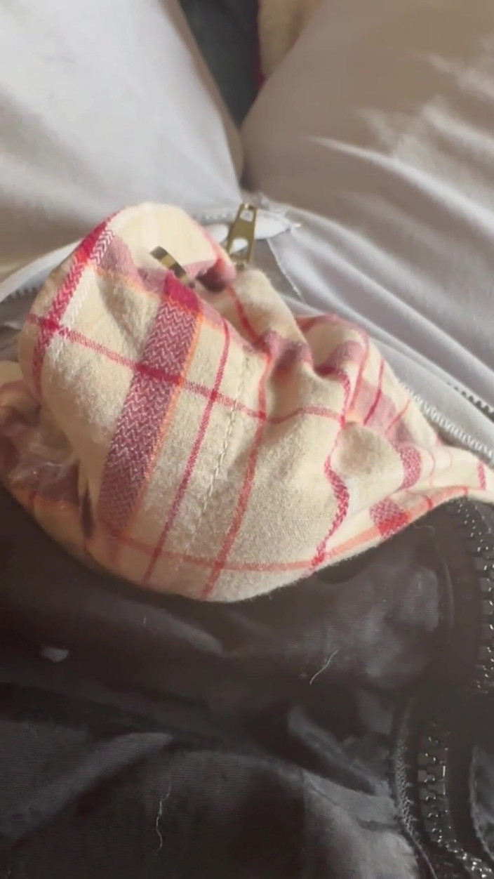 Gay Soldier Stuff: Honění v páru baseballových kalhot - vypůjčená z desátce, tak jsem...