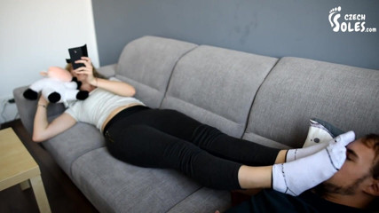 Czech Soles - foot fetish content: Peluang untuk menghirup stokingnya