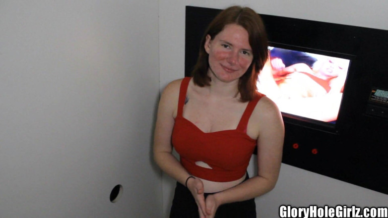 Glory Hole Girlz: สาวสิวเยอะหน้าแดงหีแดง กลอรี่โฮล ครีมพายในและกลืนน้ำควย หัวแดงดูดควยเย็ดควย