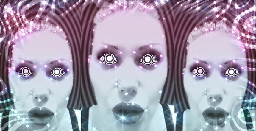 Goddess Misha Goldy: Používám speciální program získat všechny informace o vás! Tohle není...