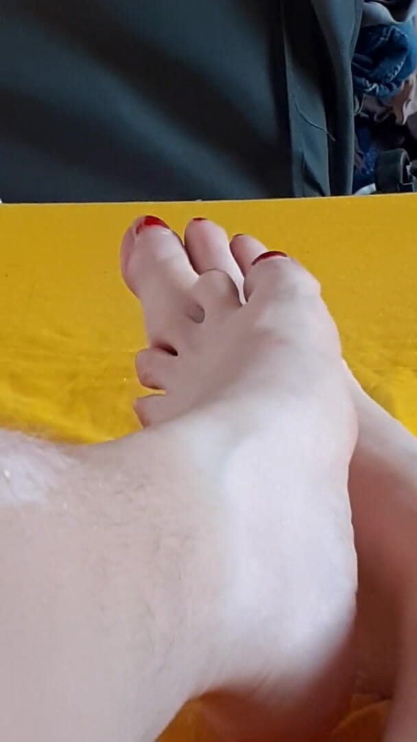 Tinka19: Fetish kaki baru