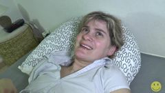 French Amateur Porn: 40letá dostane fisting od černého hřebce