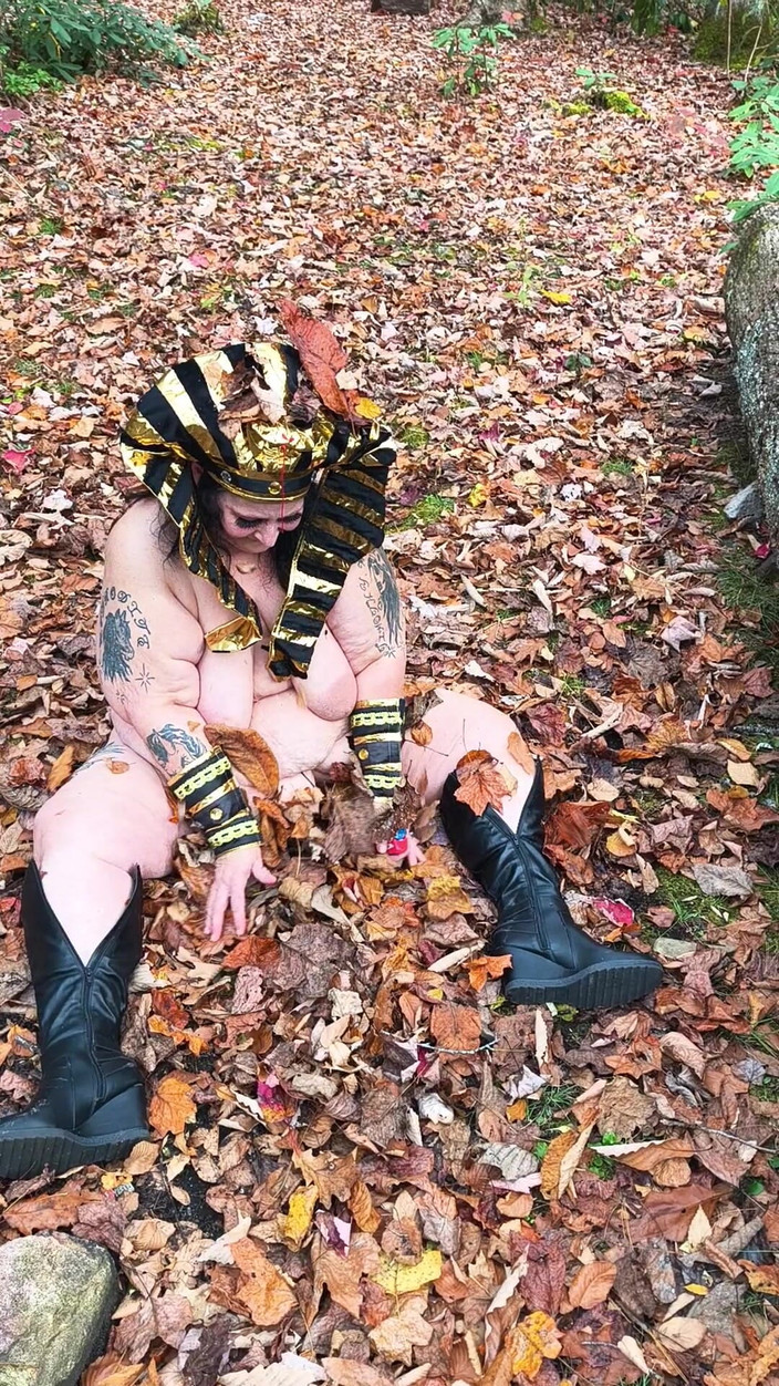 HerculesnVENUS: Kirli göt yaprağı götünde oynuyor boşalıyor numara yapmıyor