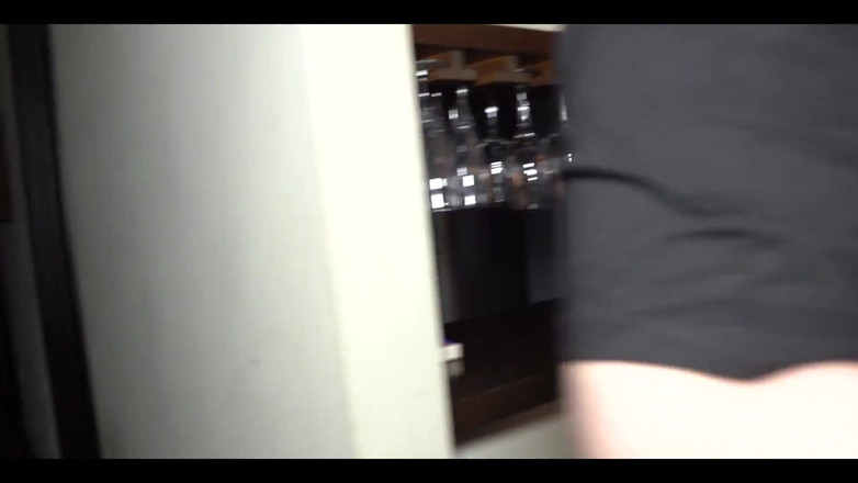 Knock Knock Club: Můj přítel vrtal kundičku mé ženy, když jsem pracoval ... Vedle nich!