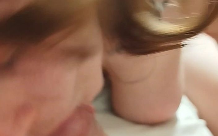 Couple Jagger: POV ssie i jeździć + ssie prysznic