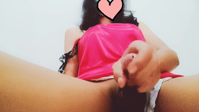 MaureenNadh: Sıska Asyalı ladyboy mastürbasyonu ve iki kez boşalma