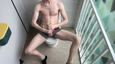 qaz11: カメラ-34の手コキ