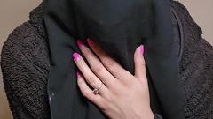MiaNIqab: Küçük bir yarağın var, bu yüzden mia niqab giyiniyorum