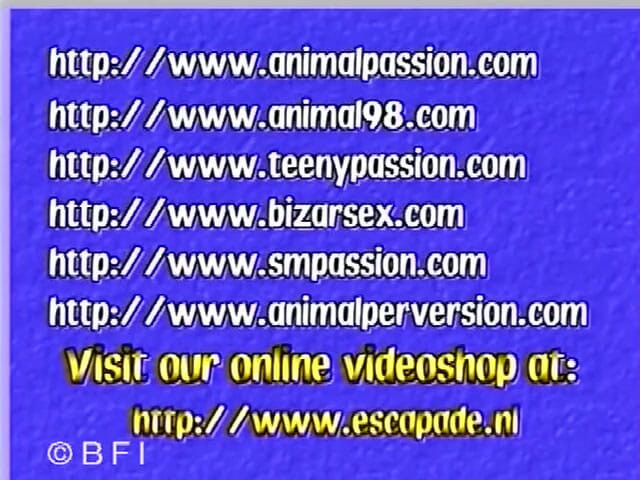 Pissing Girls: Le ragazze vintage vengono scopate duramente - DVD