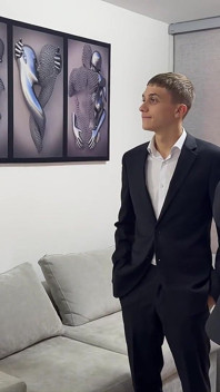 Наша Латиноамериканская Хозяйка Приходит К Нам Домой, Чтобы Попросить У Нас Денег, И Мы Делаем Двойное Проникновение