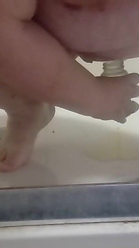 Orgasme di kamar mandi