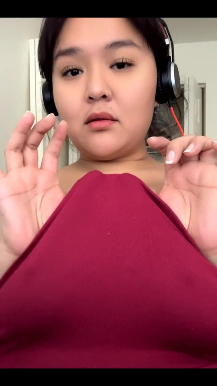 DeesDeepThroat: मुझे आशा है कि आप अच्छा कर रहे हैं!