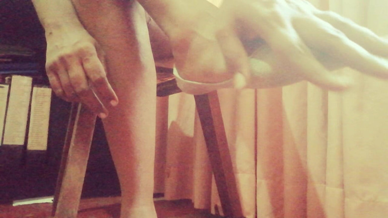 Tina Baby: La figliastra non ha vergogna per il cazzo del patrigno