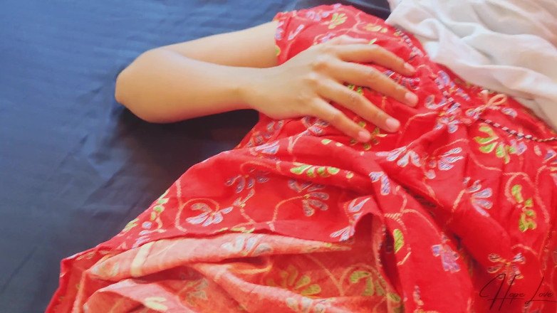 Hope Love: Sexy MILFka šuká mladého chlapa