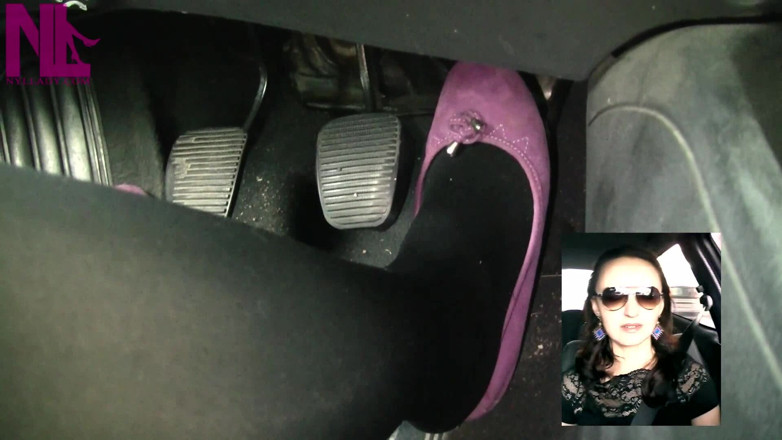 Nyllady: Driving in Black Thick Nylons and Pink Flats