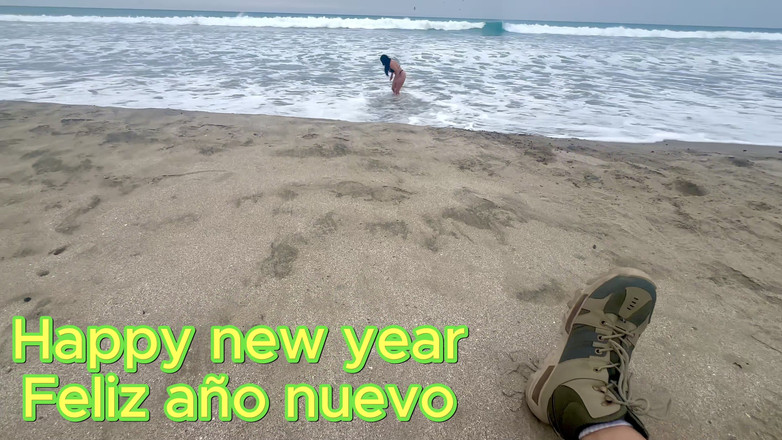 katha: Je fête le nouvel an sur la plage avec ma...