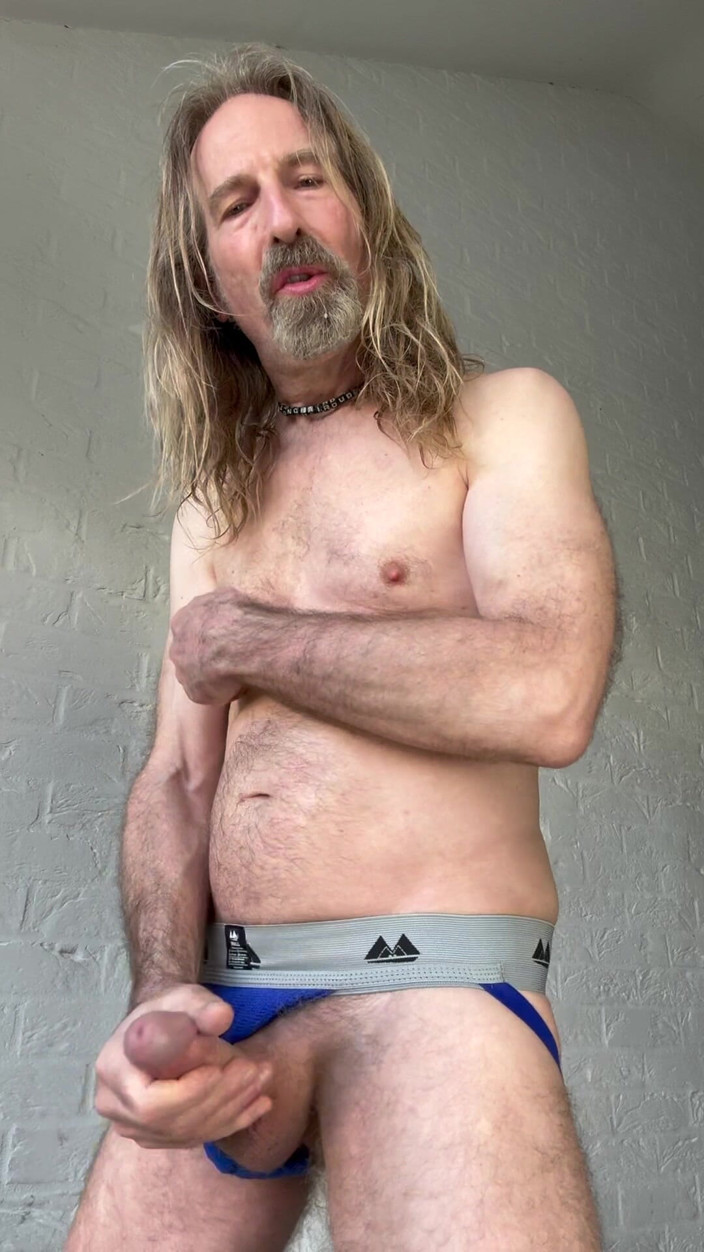 Longhairdude: Longhairdude Wanks em Blue Jockstrap