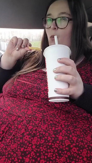 SSBBWLadyBrads: Ultimo pezzo di Burger King