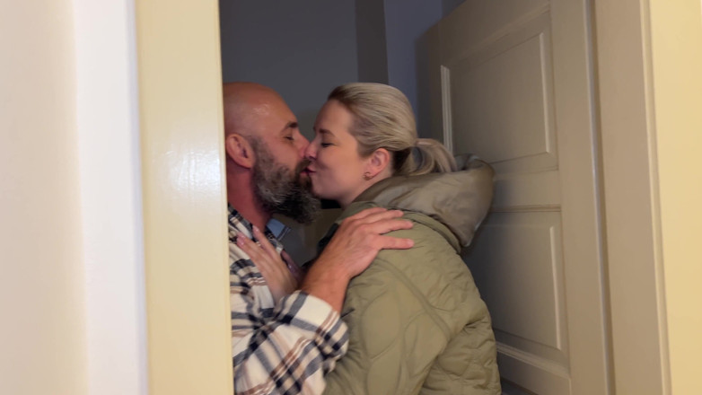 Amateur Homemade Porn: Slut Neighbor Heard About Neighbor's Big Dick and She Tried...