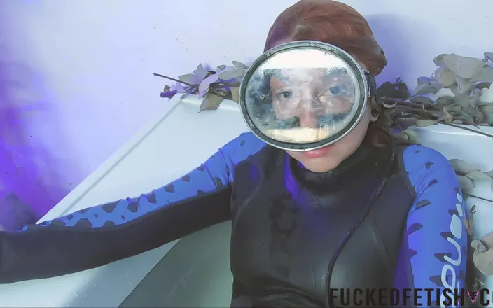 Fucked fetish: Cast Cute Redhead Actress Theater Underwater Cpr Apnea 1m