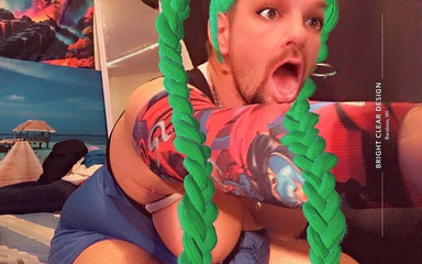 King Of Crossdress: Kelepçeli göğüslü yeni seksi kadın