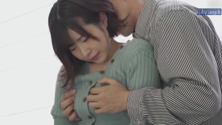 Asian happy ending: ไปรับที่ชายหาด - สาวงามชุดว่ายน้ําจีคัพวัย 25 ปีไปที่โรงแรมเพื่อเย็ดดิบและหุ่นเป๊ะ