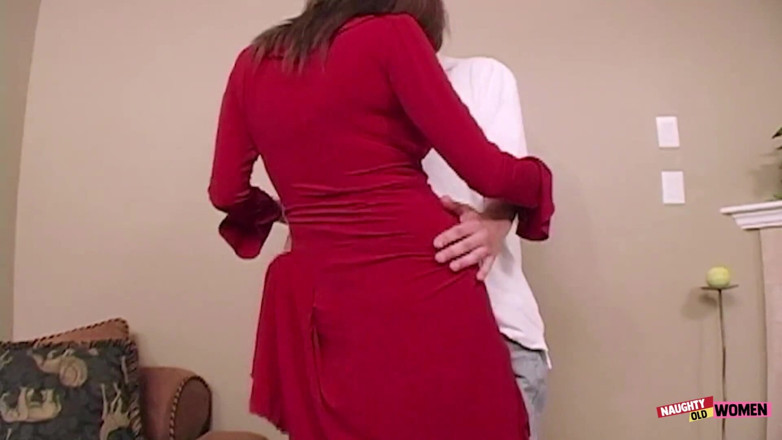Naughty old women: Experienced MILF Wears Lingerie While Banging the Stud and Making...