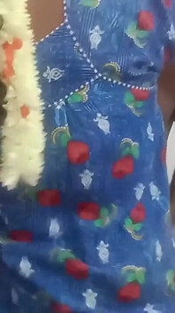 Cuplu fierbinte tamil se fute în casă cu un corp frumos
