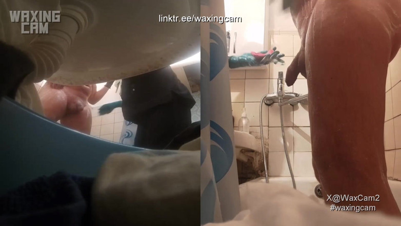 WaxingCam: # 90 Služka koupe muže