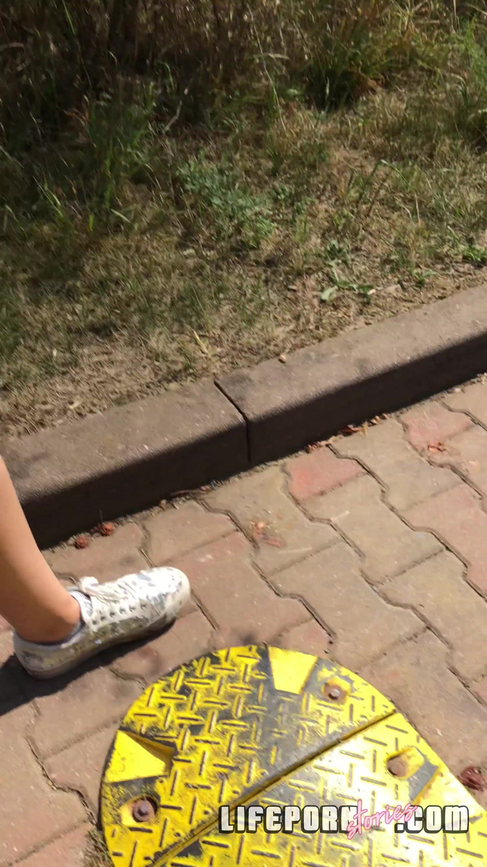 Life Porn Stories: Life porno stories 12 - teil 2 , sie lutscht gerne