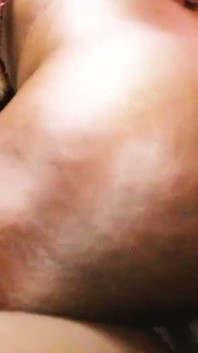 Ebony MILF ridning creampie