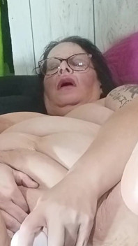 Tryska jak jezioro, ile penisa brała?