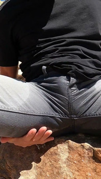In meine jeans pissen und in der wüste raus wichsen