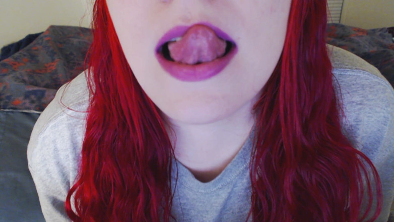 Scarlet Vixen: Lippenstift N mund fetisch lila lippen