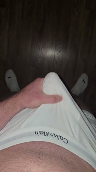 Heavy Load! German-russian Squirts Through the Fabric of the White Ck Boxers!