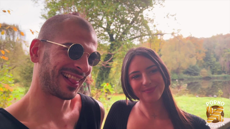 Porno Baguette: Delinus, bella mora, ama il cazzo duro