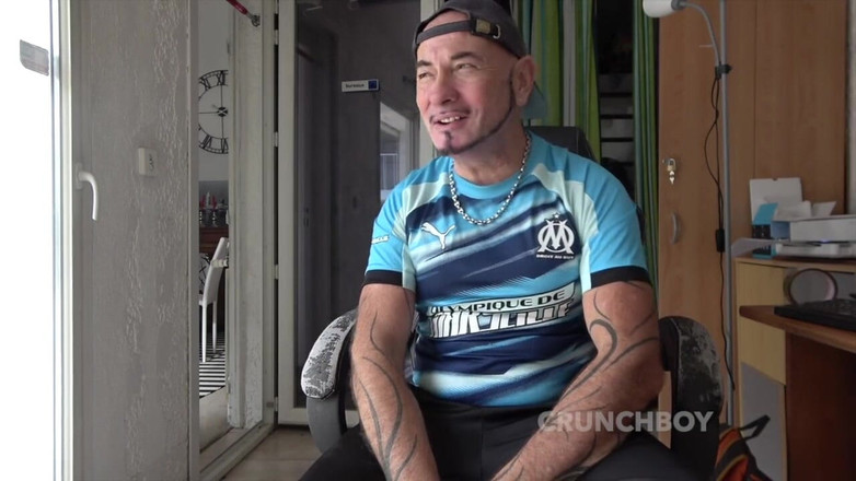 Bitch Girl Video: Ze wordt geneukt zonder condoom