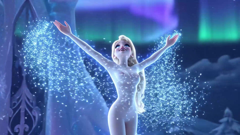 My night collection: La superbe Elsa à poil pose sensuellement avec élégance dans son palais...