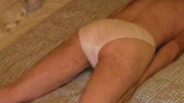 Mark Hannes: 시어머니 팬티 속 혹 때문에 자위