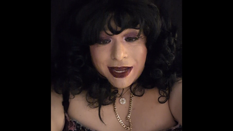Tongue Lashor 69: Happy Holidays