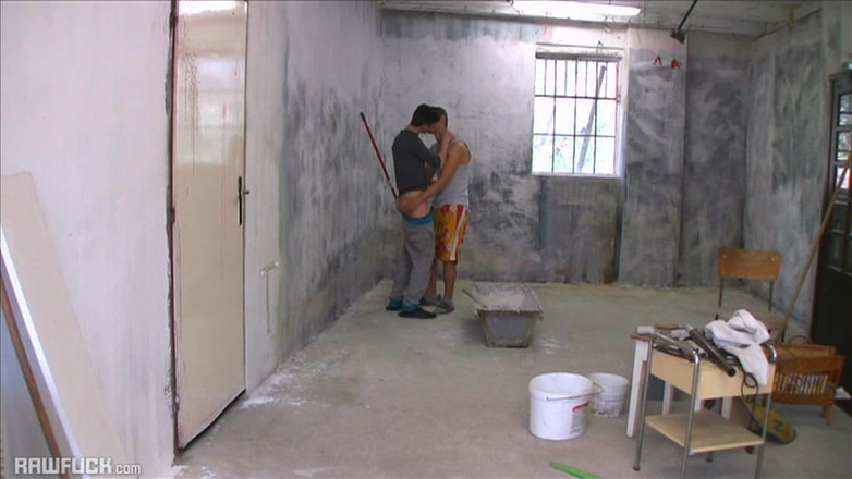 Raw Fuck: Buruh mengambil masa untuk keseronokan tanpa kondom